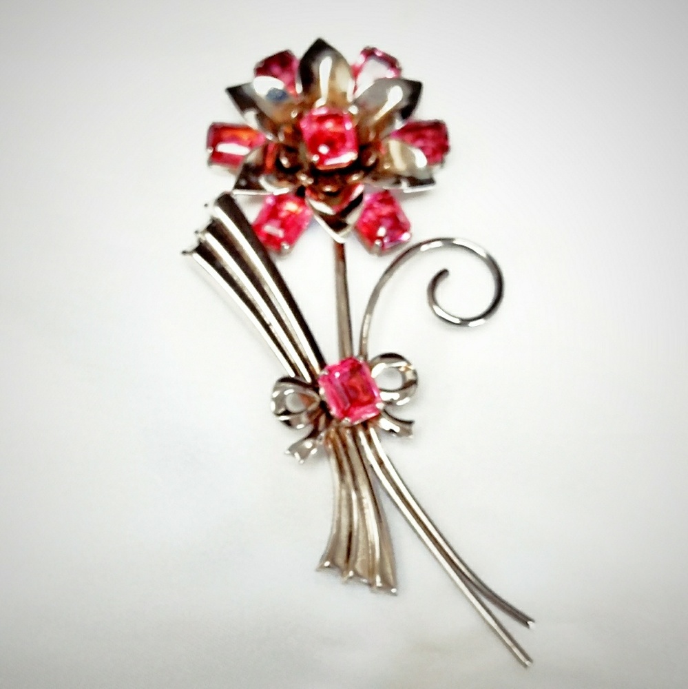Vintage Oversized Sterling Silver & Crystal Rhinestone Brooch
